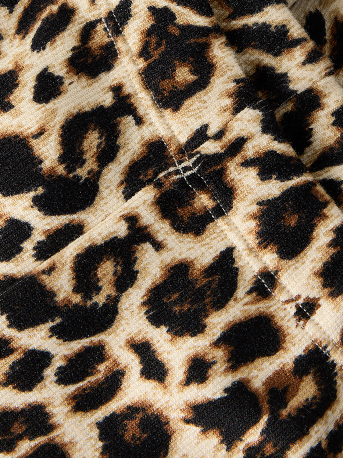 model_shot-front_full